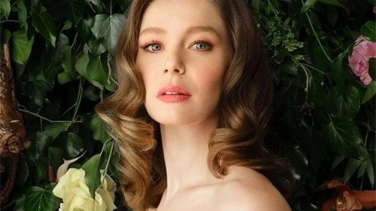 فتاة النافذة الموسم الثالث الحلقة 32