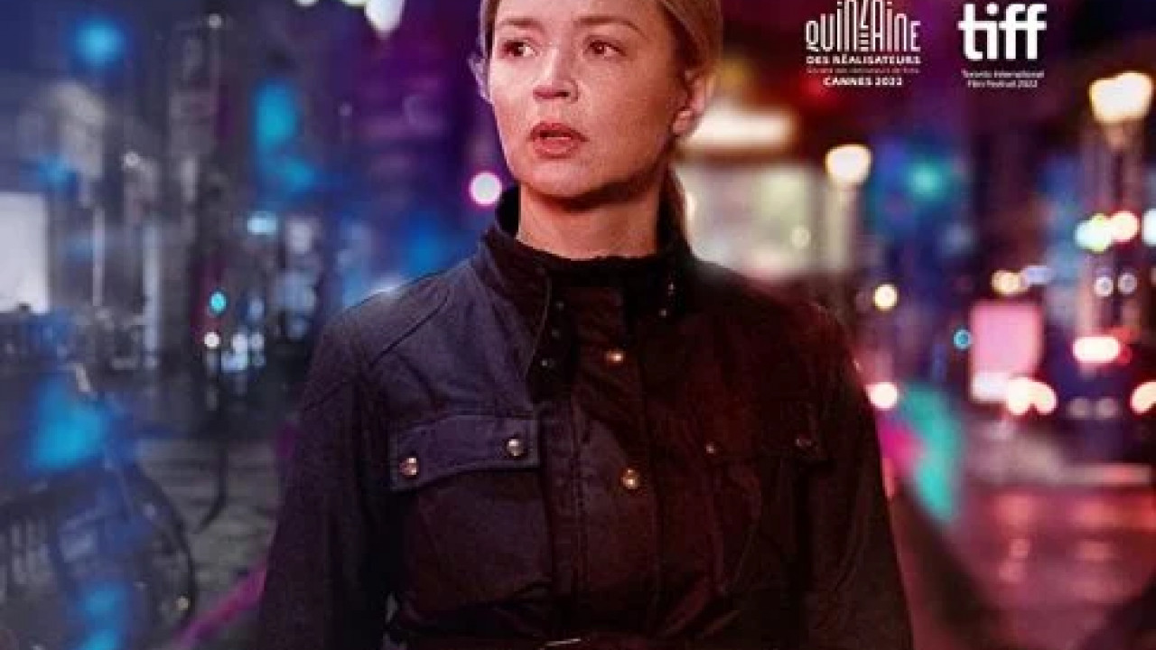 Revoir Paris ( 2022 )